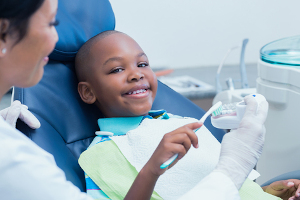 Bild zu  Zahnzusatzversicherung für Kinder – das ist zu beachten