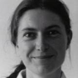 Hebamme Sonja Messer