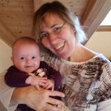 Hebamme Claudia Brucher