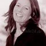 Hebamme Angelika Bredl