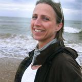 Hebamme Annette Burth