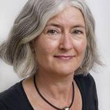 Hebamme Inge de Vries