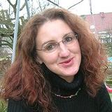 Hebamme Bettina Dmoch