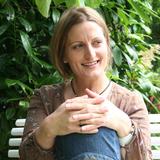 Hebamme Stephanie Elsner