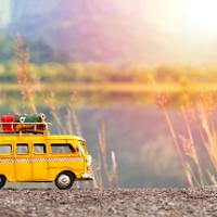 Illustration Busreisen und Busvermietungen