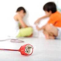 Illustration Kindersicherheit in den eigenen vier Wänden